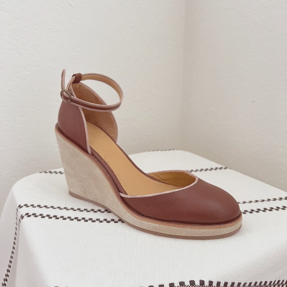 A.P.C - Brown Wedges